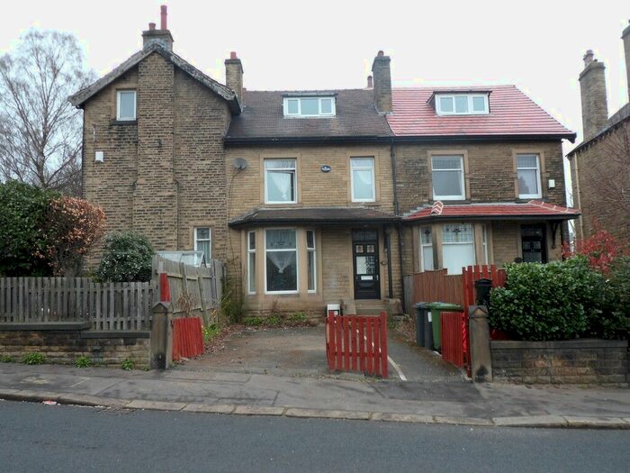 5 Bedroom Terraced House To Rent In Birkby Hall Road, Birkby, Huddersfield, HD2