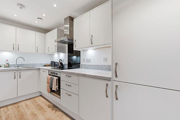 1 Bedroom Flat To Rent In Flat, Promenade House, Beach Road, Weston-Super-Mare, BS23