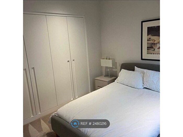 2 Bedroom Flat To Rent In Norton House, London, SE18