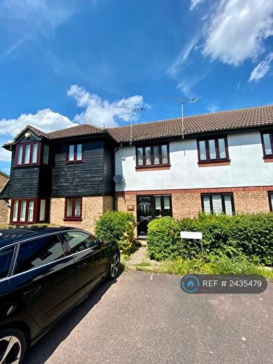 2 Bedroom Terraced House To Rent In Copperfields, Basildon, SS15