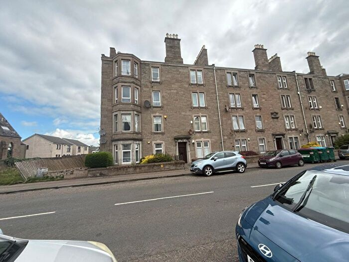 1 Bedroom Flat To Rent In Clepington Road, Dundee, DD3