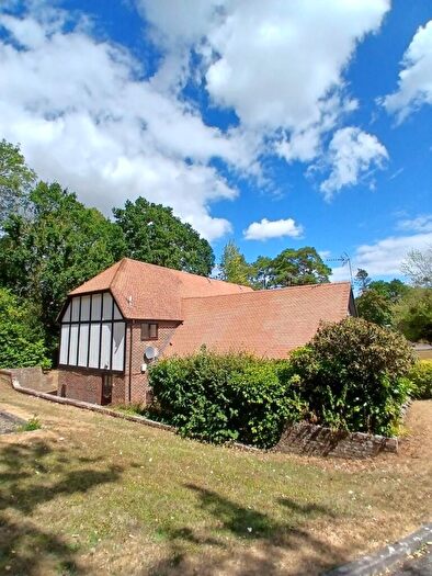 2 Bedroom Terraced House To Rent In Broad Ha'penny, Boundstone, Farnham, GU10