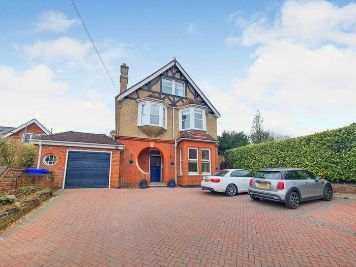 1 Bedroom Flat To Rent In Eggars Hill, Aldershot, GU11