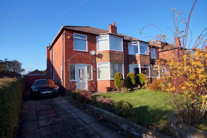 3 Bedroom Semi-Detached House To Rent In Talbot Rise, Leeds LS17