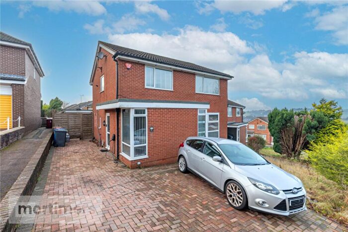 4 Bedroom Detached House For Sale In Hawkshaw Bank Road, Blackburn, Lancashire, BB1