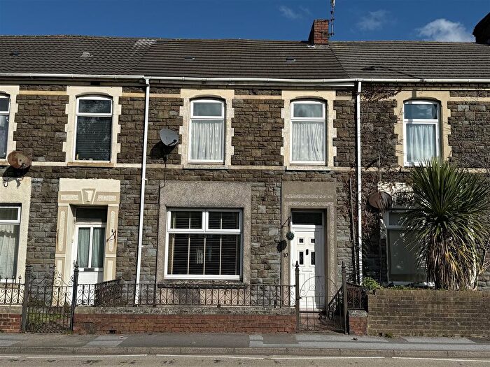 4 Bedroom Terraced House For Sale In Pembrey Road, Llanelli, SA15