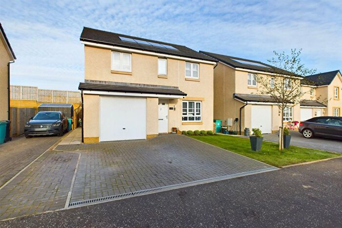 4 Bedroom Detached House For Sale In Prima Place, Carnbroe, Coatbridge, ML5