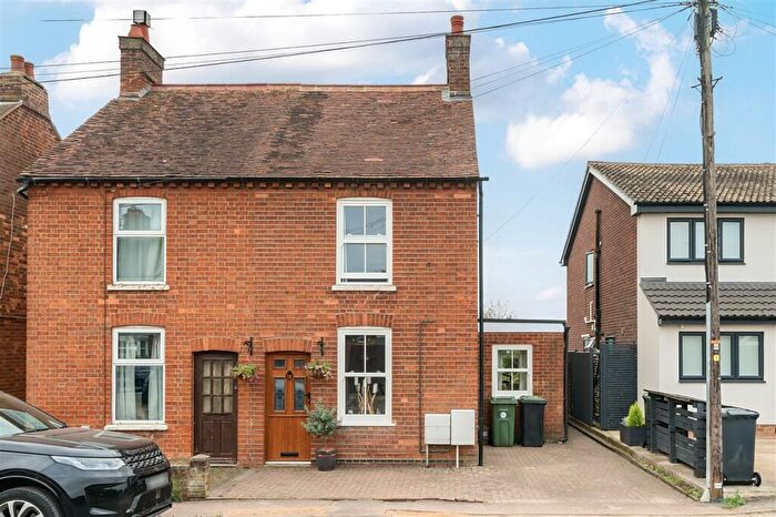 3 Bedroom Semi-Detached House For Sale In Lower Shelton Road, Marston Moretaine, MK43