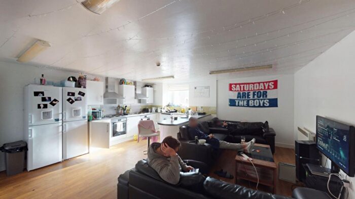 8 Bedroom Flat To Rent In Poultry, Nottingham, NG1