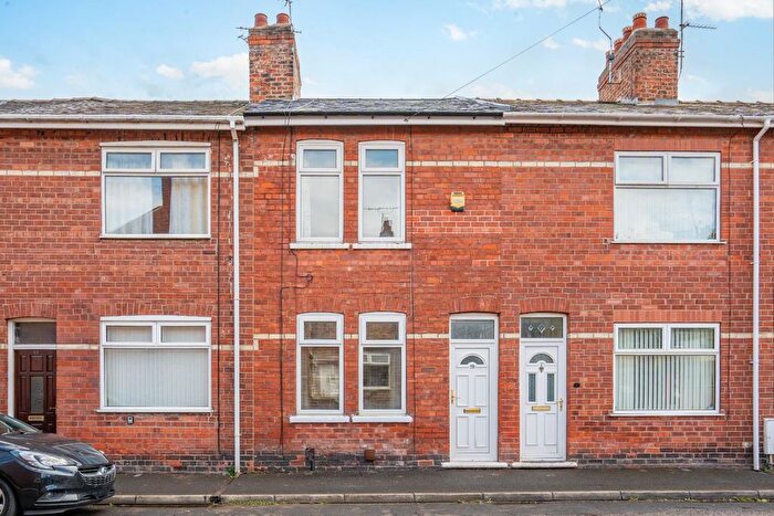 3 Bedroom Terraced House For Sale In Chatsworth Terrace, Poppleton Road, York, YO26
