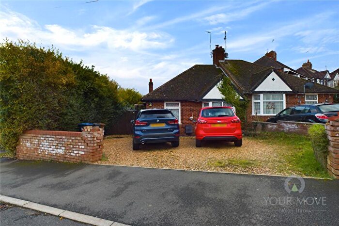 4 Bedroom Bungalow To Rent In Parkfield Crescent, Northampton, Northamptonshire, NN4