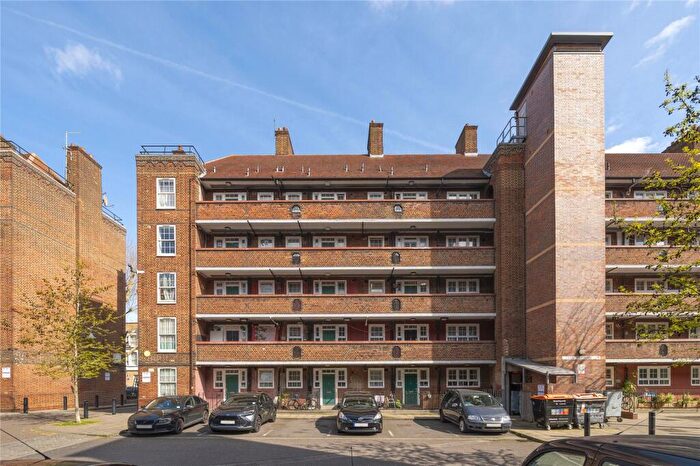 1 Bedroom Flat For Sale In Clarence Road, London, E5