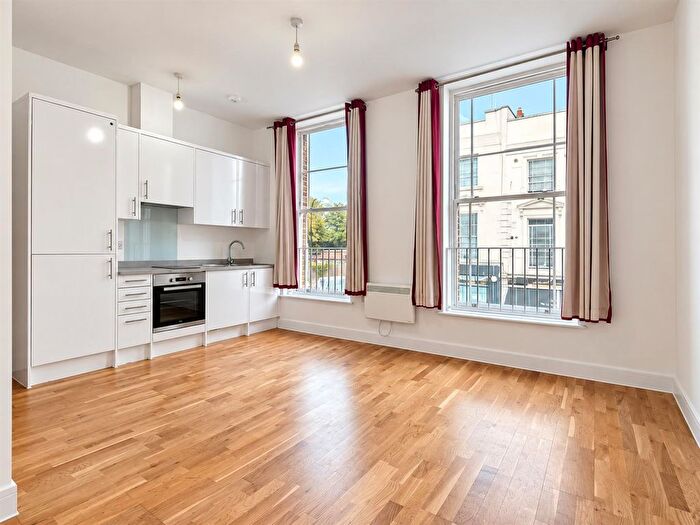 Studio To Rent In Belsize Road, Kilburn, NW6