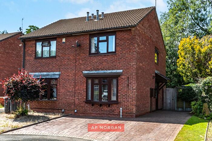 2 Bedroom Semi Detached House For Sale In Raybon Croft, Rednal, Birmingham, West Midlands, B45