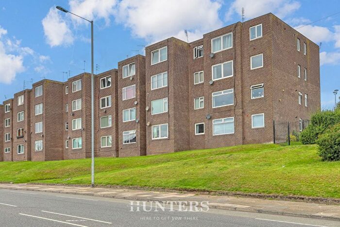 2 Bedroom Flat For Sale In Nowell Court, Middleton, Manchester, M24