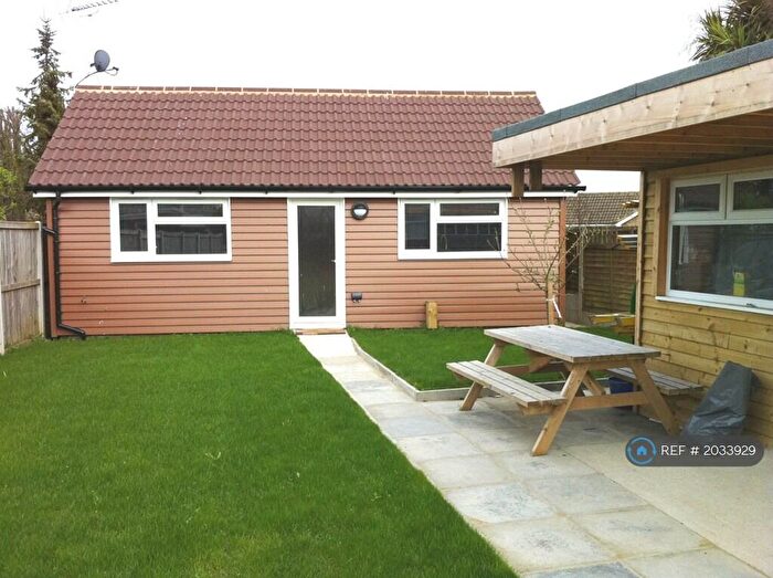 1 Bedroom Detached House To Rent In Cherry Tree Gardens, Ramsgate, CT12
