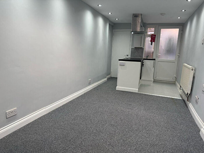 Studio To Rent In Station Road, London, E4