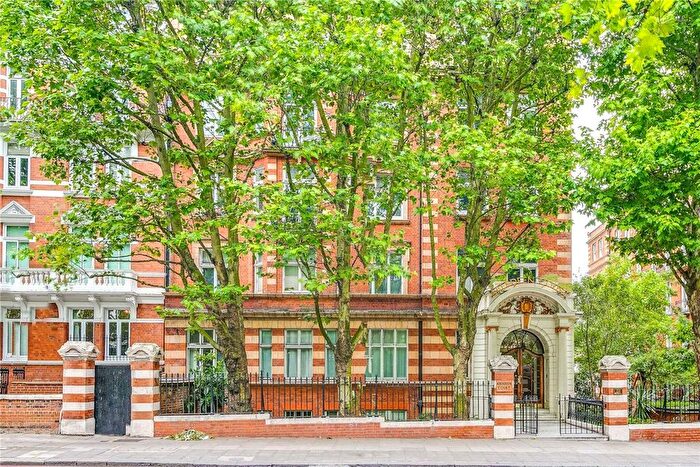 2 Bedroom Flat To Rent In Aberdeen Court, London, W9