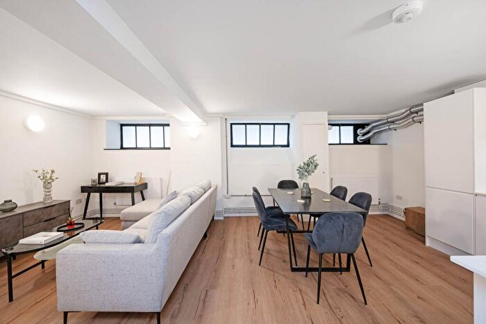 Studio To Rent In Springfield House, Dalston, London, E8