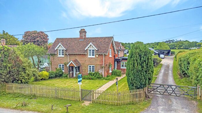 4 Bedroom Equestrian Facility For Sale In Brook, Lyndhurst, SO43