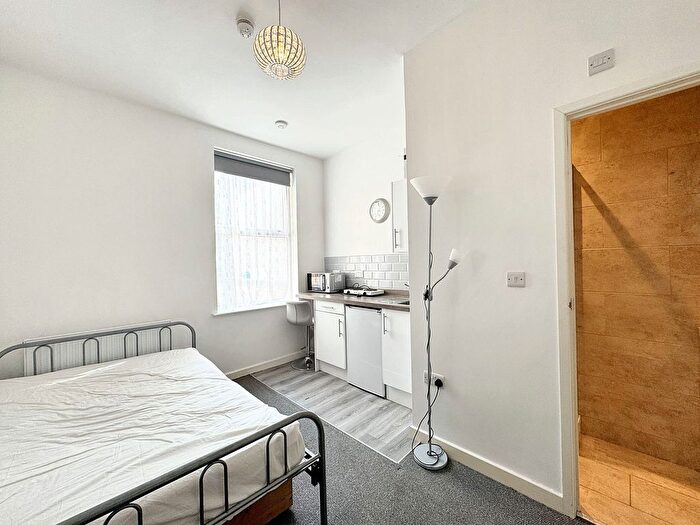 1 Bedroom Flat To Rent In Radford Road, Coventry, CV6