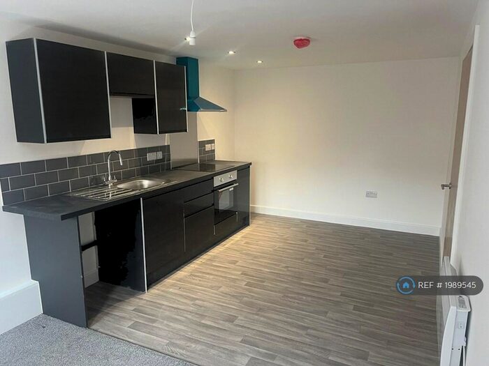 1 Bedroom Flat To Rent In Front Street, Arnold, Nottingham, NG5