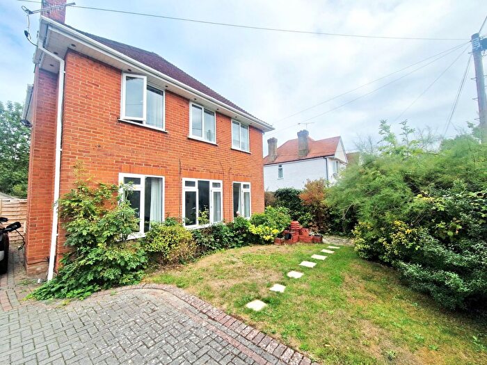 3 Bedroom Detached House To Rent In Hounsdown Avenue, Totton, Southampton, SO40