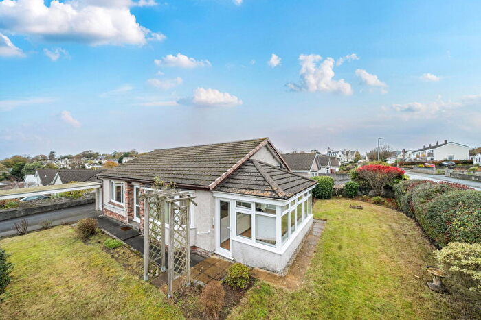 2 Bedroom Detached Bungalow For Sale In Hendra Vale, Launceston, PL15