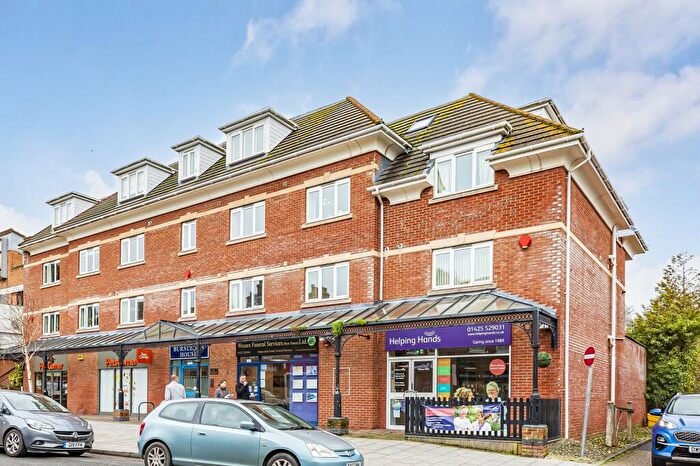 2 Bedroom Flat To Rent In Bursledon House, Station Road, New Milton, Hampshire., BH25