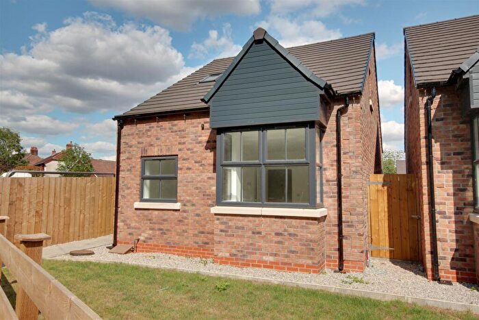 2 Bedroom Detached Bungalow For Sale In Anlaf Gardens, Lowfield Road, Anlaby, HU10