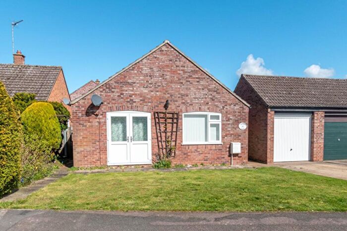 3 Bedroom Bungalow For Sale In Gwyn Crescent, Fakenham, NR21