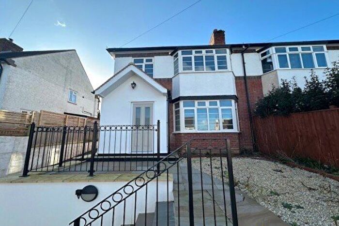 3 Bedroom Property To Rent In Wilton Street, Taunton, TA1