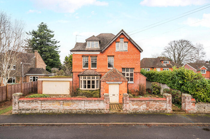 9 Bedroom Detached House For Sale In Ramsden Road, Busbridge, Godalming, Surrey, GU7