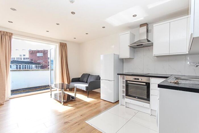 Studio To Rent In Cromwell Road, Earls Court, SW5