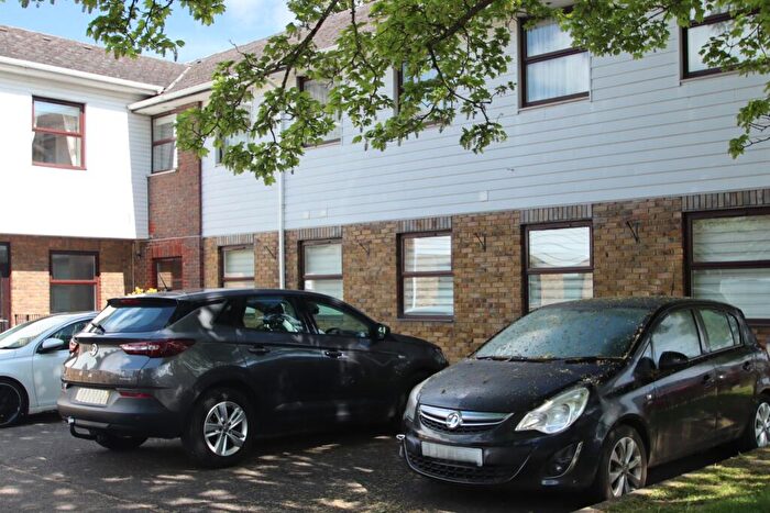 2 Bedroom Maisonette To Rent In Churchill Court Gladstone Road, Farnborough, BR6