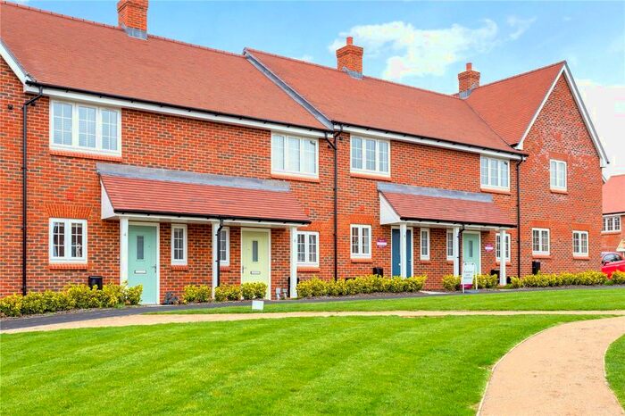 2 Bedroom Terraced House For Sale In Droxford Road, Fareham, PO17