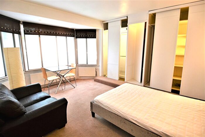 Studio To Rent In Clarence Avenue, London, SW4