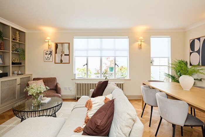 1 Bedroom Flat For Sale In Strathearn Place, Paddington, London, W2