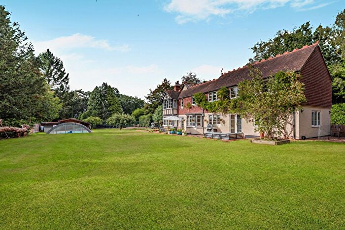5 Bedroom Detached House For Sale In Headley Fields, Headley, Bordon, Hampshire, GU35