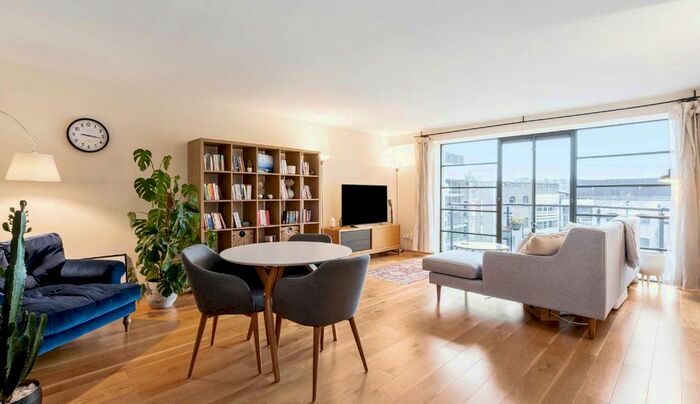 2 Bedroom Flat For Sale In Ice Wharf, London, N1