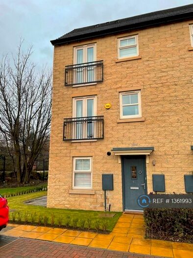 2 Bedroom Semi-Detached House To Rent In Holts Crest Way, Leeds, LS12