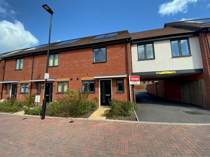 3 Bedroom Property To Rent In Mercator Close, Southampton, SO16