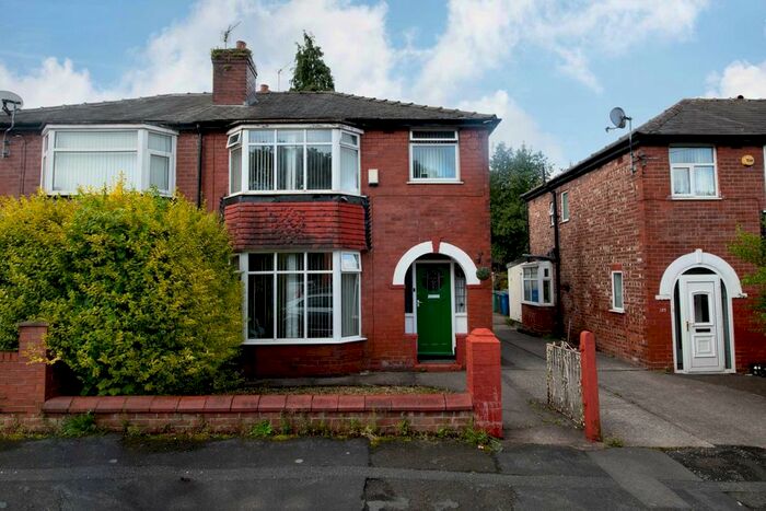 3 Bedroom Semi-Detached House To Rent In St Anns Road, Prestwich, M25