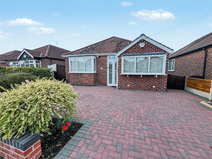 2 Bedroom Bungalow For Sale In Wincham Road, Sale, M33