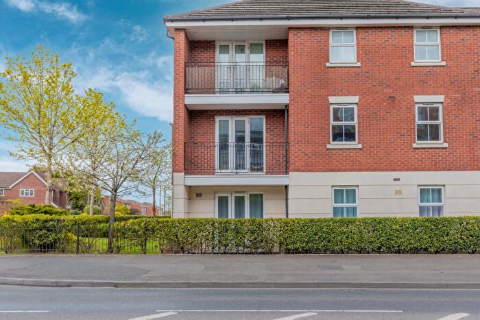 2 Bedroom Flat For Sale In Attingham Drive, Dudley, DY1