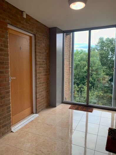 2 Bedroom Flat To Rent In Campshill Road, London, SE13
