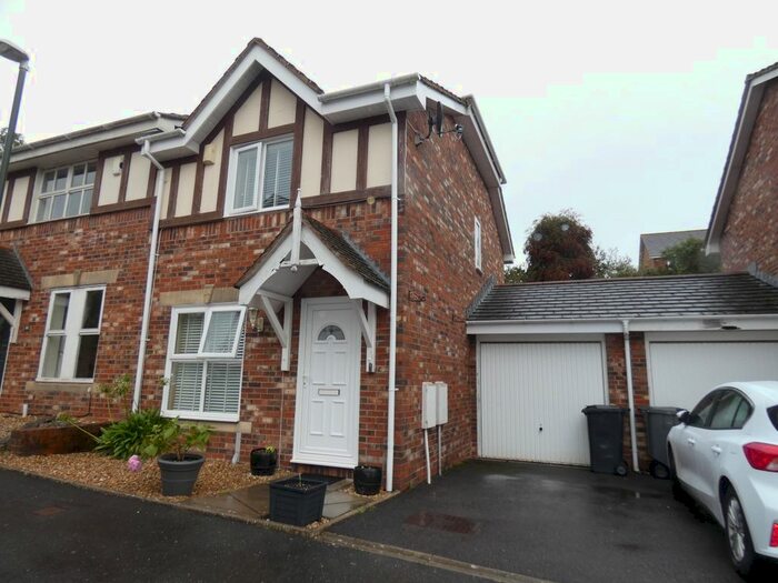 3 Bedroom Semi-Detached House To Rent In Earlswood Drive, Paignton, TQ3