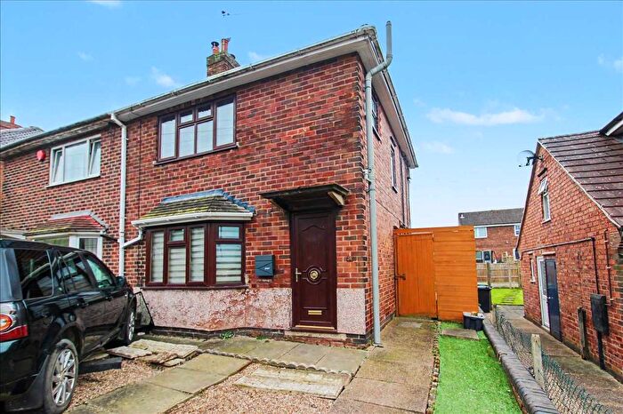 3 Bedroom Semi-Detached House For Sale In Lindley Street, Newthorpe, Nottingham, NG16
