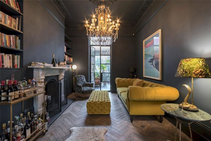 6 Bedroom Semi-Detached House To Rent In Navarino Road, London, E8