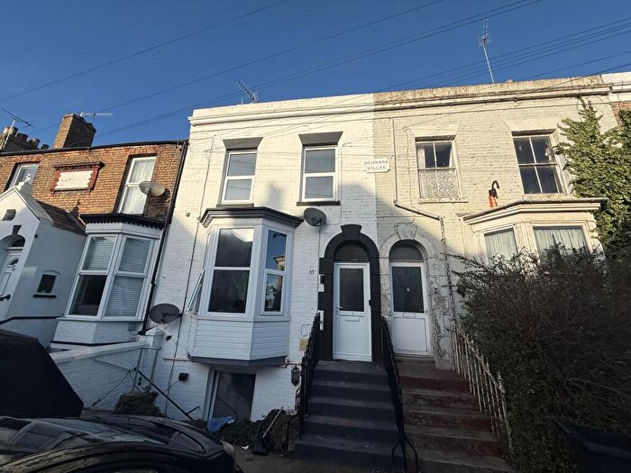 1 Bedroom Flat To Rent In Vale Road, Ramsgate, CT11